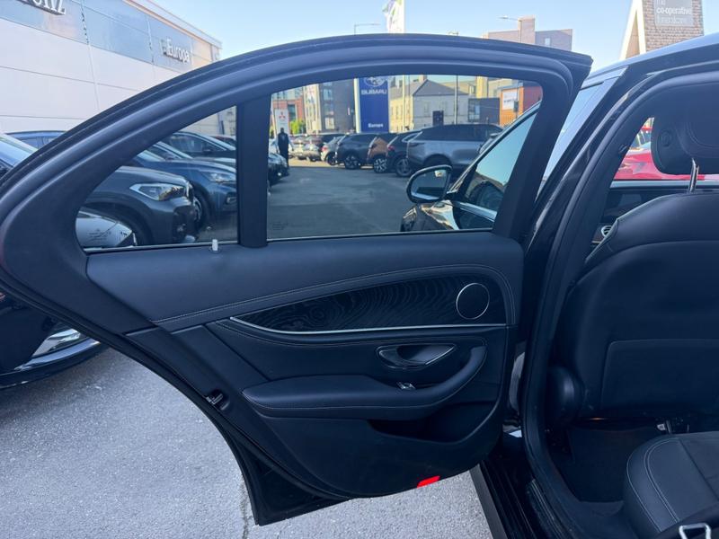 Used Mercedes-Benz E Class YM19OYK 23