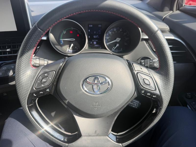 Used Toyota C-HR YY72DRX 32