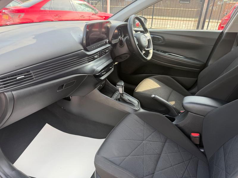 Used Hyundai BAYON YX73UCH 28