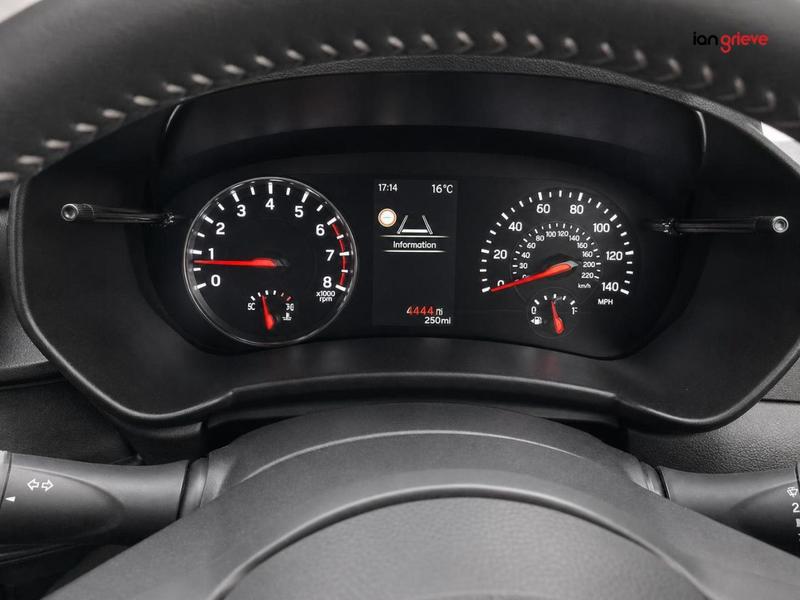 Suzuki Swift Photo autoweb-64552d5287dc301358d3b493a42ae050aced530a.jpg