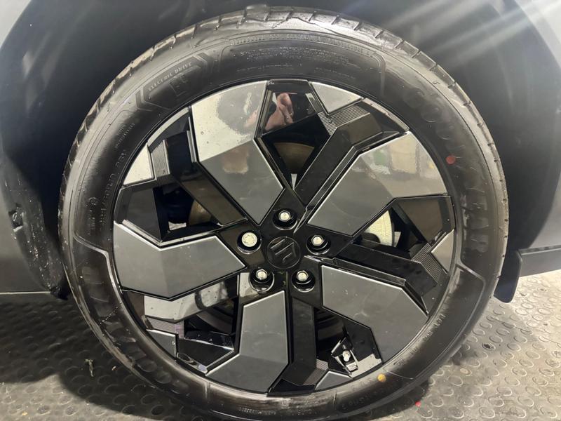 Suzuki E-vitara Photo autoweb-66e41c46540cfd7a9971566dcd8c8ae742056e84.jpg