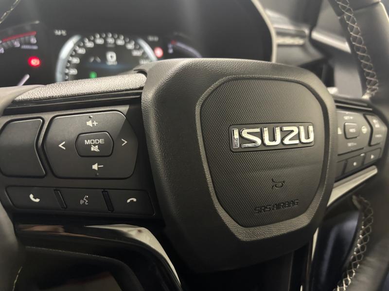 Isuzu D-max Photo autoweb-67729ed45306281cd3d9aa34f0d474e0c02d8464.jpg