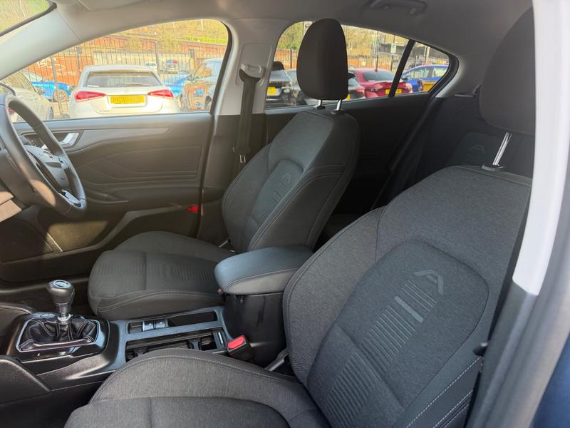 Used Ford Focus KO21ZFG 23
