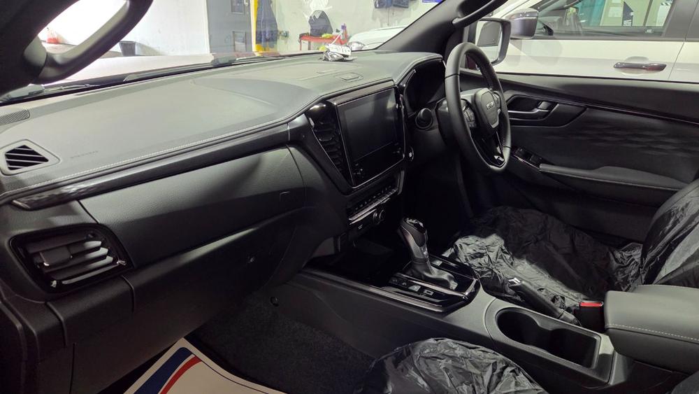 Isuzu D-max Photo autoweb-6873408e73d6a0e1502e988dc6ee400e100da990.jpg