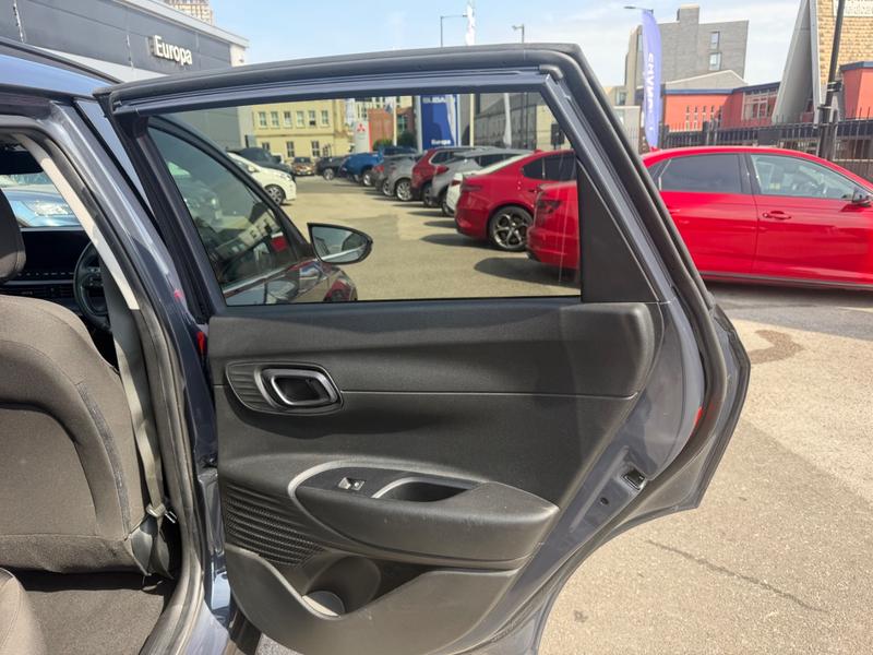 Used Hyundai BAYON YX73UCH 18