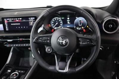 Alfa Romeo Tonale Photo 15