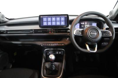 Jeep Avenger Photo 13