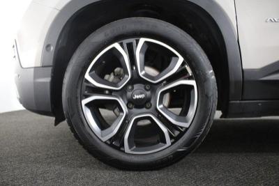 Jeep Avenger Photo 8