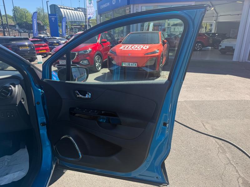 Used Renault Captur NA17CUJ 10