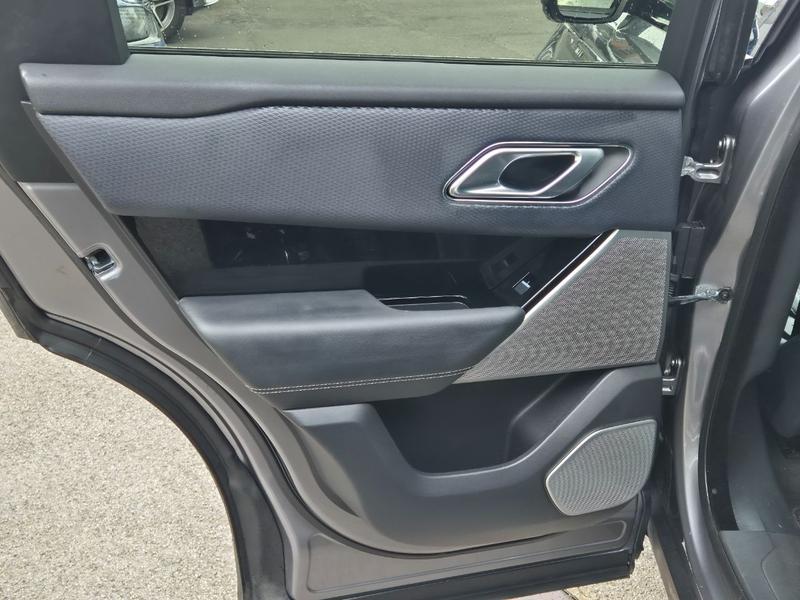 Used Land Rover Range Rover Velar FX21VGV 24