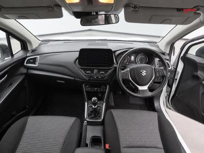 Suzuki S-Cross Photo 11