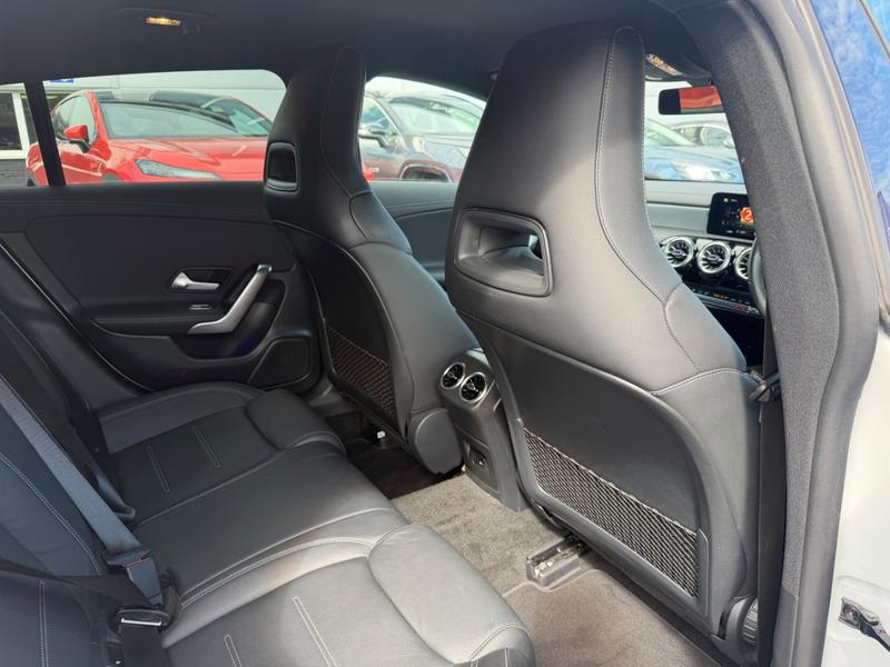 Used Mercedes-Benz CLA OV72BAO 19