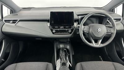 Suzuki Swace Photo 8