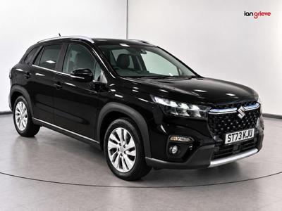 Suzuki S-Cross Photo 0