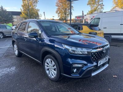 Suzuki S-Cross Photo 0