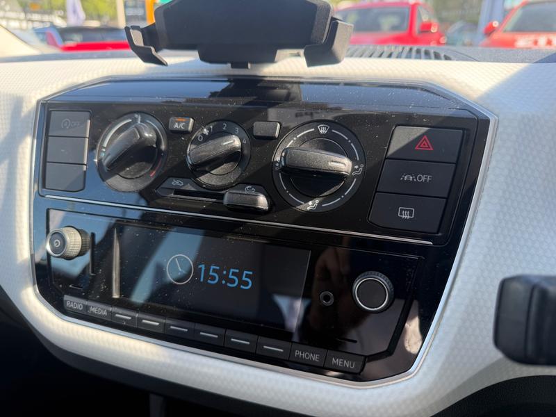 Used Volkswagen Up GF20VXS 37