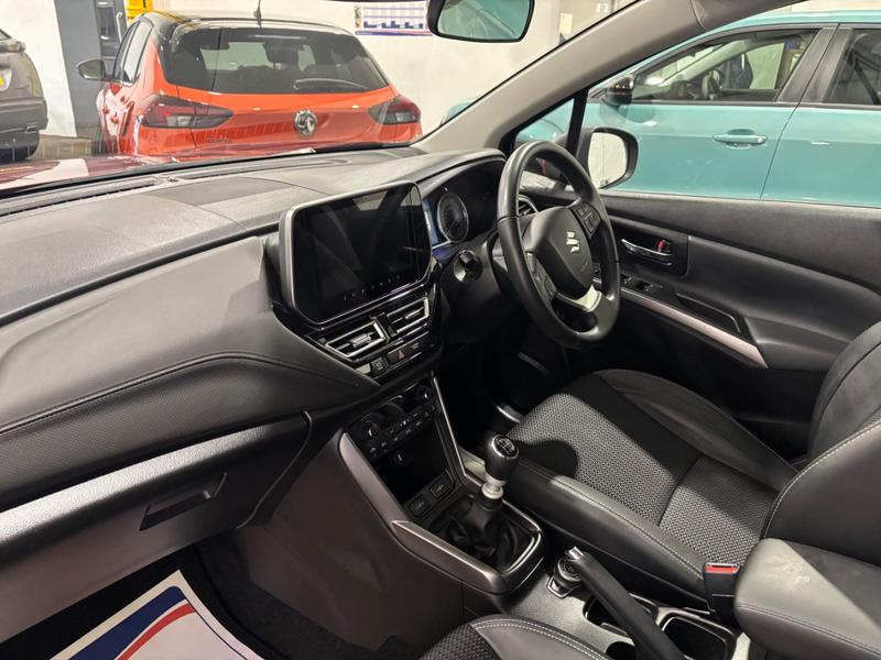Suzuki S-Cross Photo autoweb-7ba3b9506b3501a506b18b600a14b518e0320a8f.jpg