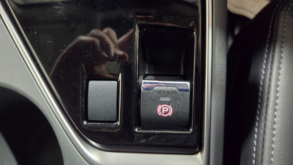 Subaru Crosstrek Photo autoweb-7caaed91a54421fe813b6e6b3a8f121320622383.jpg