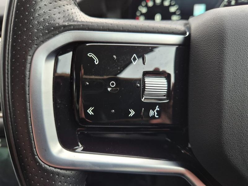Used Land Rover Range Rover Evoque YE71OJG 32