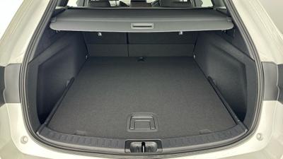 Suzuki Swace Photo 5