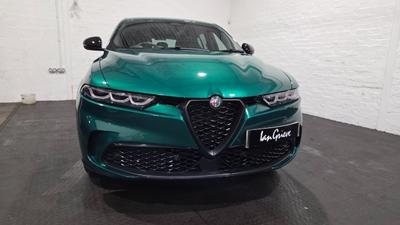 Alfa Romeo Tonale Photo 1