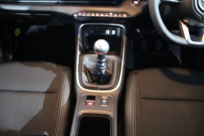Jeep Avenger Photo 16
