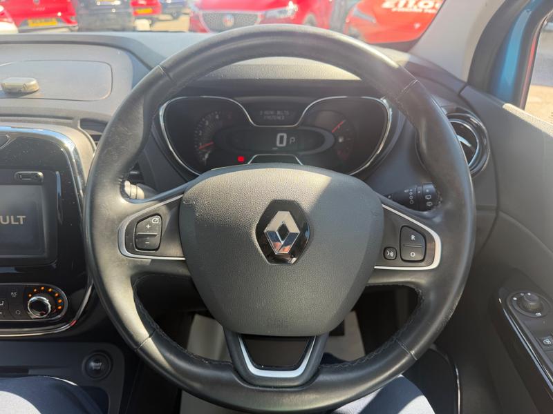 Used Renault Captur NA17CUJ 30