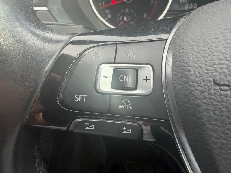 Used Volkswagen Tiguan YR18ZDJ 31