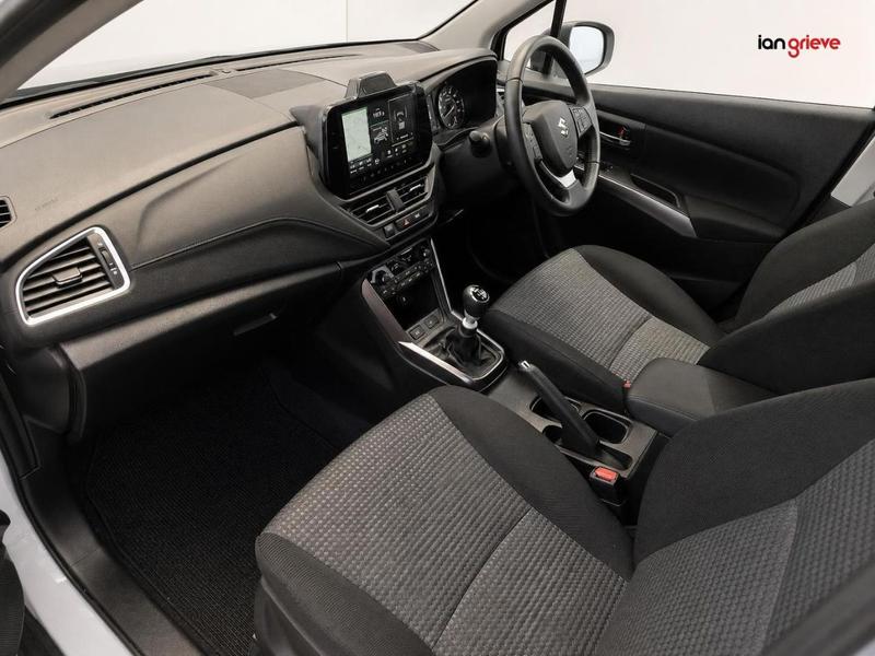 Suzuki S-Cross Photo autoweb-8c39fe7977784b05fa09766e1e75ec4e0f8c153c.jpg