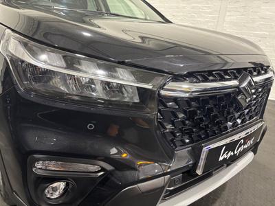 Suzuki S-Cross Photo 2