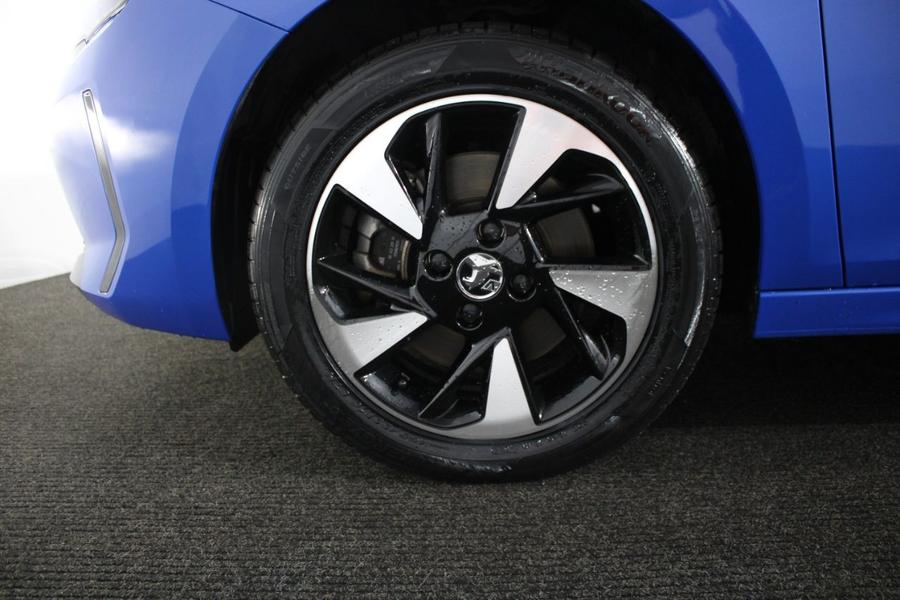 Vauxhall Corsa Photo autoweb-8e0b99576f8a1bf5123756e53a152d663029a574.jpg