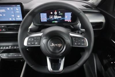 Jeep Avenger Photo 15