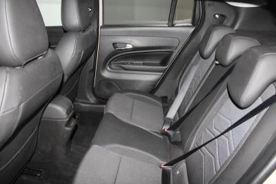 Jeep Avenger Photo 11