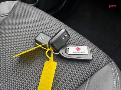 Suzuki S-Cross Photo 19