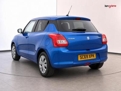 Suzuki Swift Photo 5