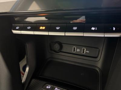 MG ZS Photo 27