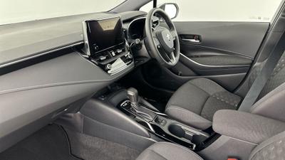 Suzuki Swace Photo 7