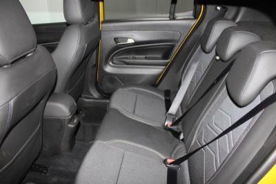Jeep Avenger Photo 11