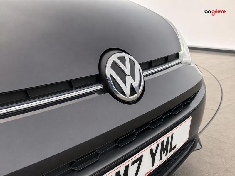 Volkswagen Up Photo autoweb-9d413ef2697fa52a4032b7e37def54f276596aa1.jpg