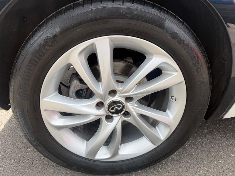 Used Infiniti Q30 YK19YGN 7