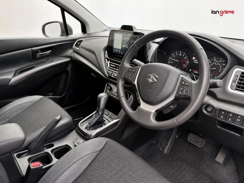 Suzuki S-Cross Photo autoweb-9f51a7ab3d831f94ef4321ef36ae205da5c365a4.jpg