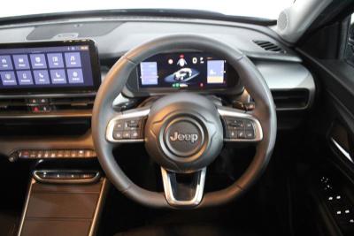 Jeep Avenger Photo 15