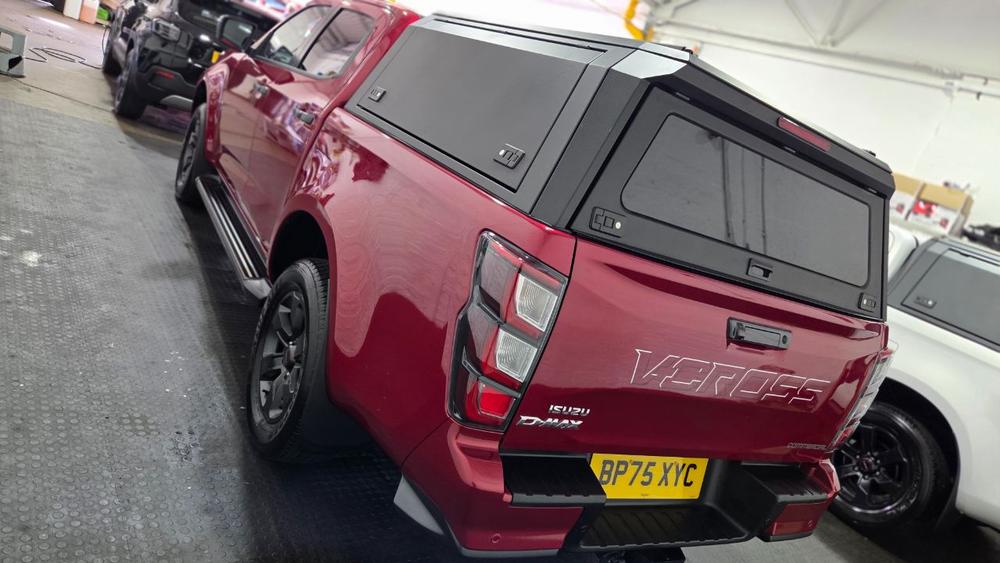 Isuzu D-max Photo autoweb-a13998a5fe372246a43886bbd36f8432156e41fa.jpg