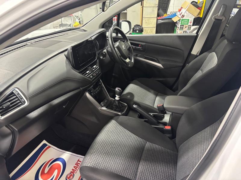 Suzuki S-Cross Photo autoweb-a190b52d553037d4db545730516b69f6ab55aa6f.jpg