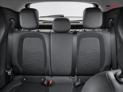 Jeep Avenger Photo 14