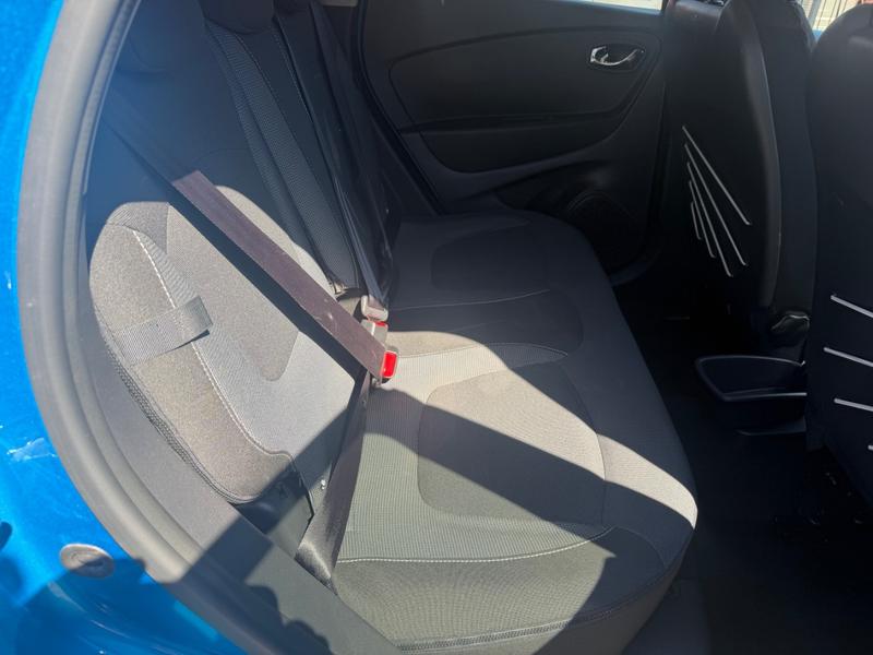 Used Renault Captur NA17CUJ 16