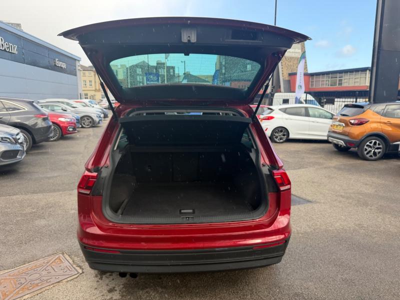 Used Volkswagen Tiguan YR18ZDJ 13