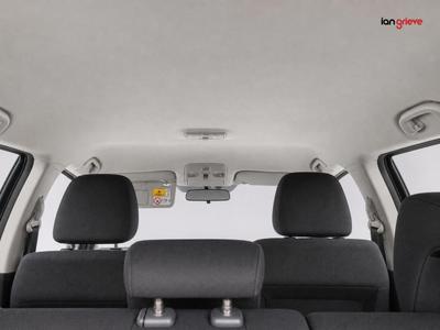 Suzuki S-Cross Photo 15
