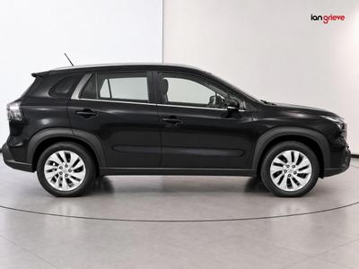 Suzuki S-Cross Photo 8