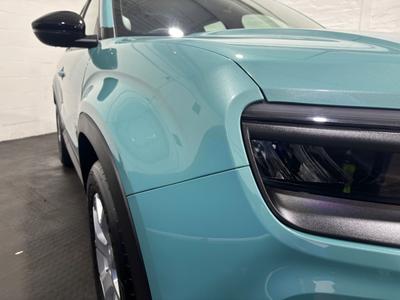 Jeep Avenger Photo 1